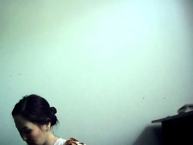 Live sex webcam photo for Manamy #272828563