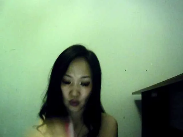 Live sex webcam photo for Manamy #273102770
