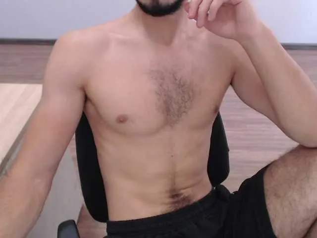 Live sex webcam photo for Mandarin4ks #286361822
