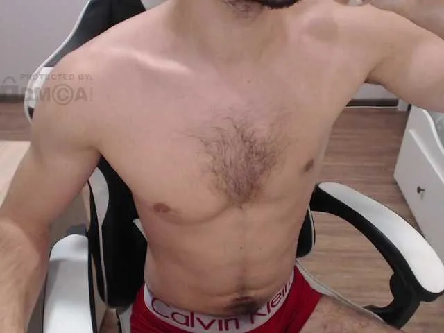 Live sex webcam photo for Mandarin4ks #290545818