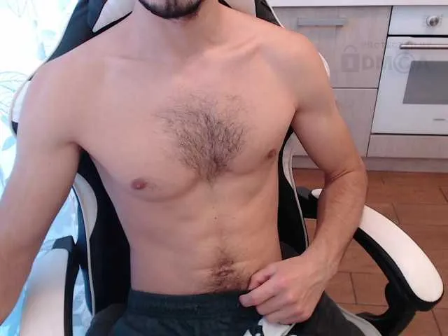 Live sex webcam photo for Mandarin4ks #293925227