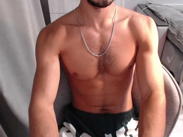 Live sex webcam photo for Mandarin4ks #294184995