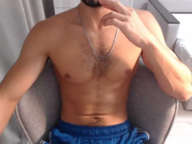 Live sex webcam photo for Mandarin4ks #294279962