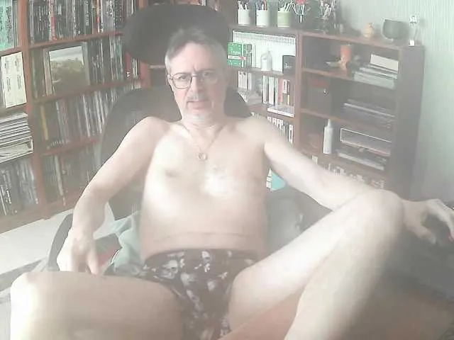 Live sex webcam photo for Mandrawhore #290709338