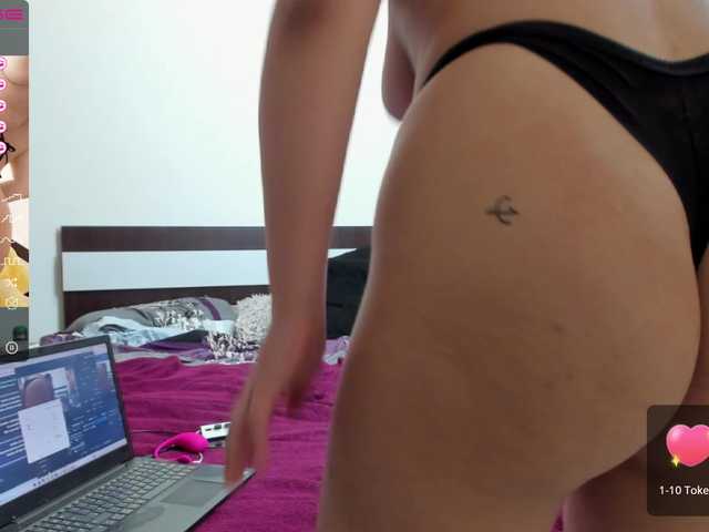 Live sex webcam photo for MandyLux #276002501