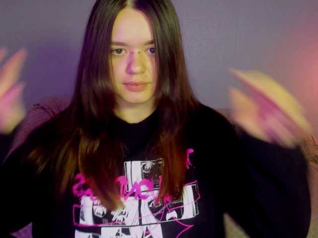 Live sex webcam photo for MandySweet #276709525