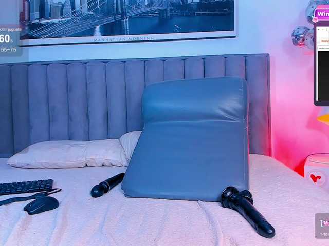 Live sex webcam photo for MandyWester #290011369