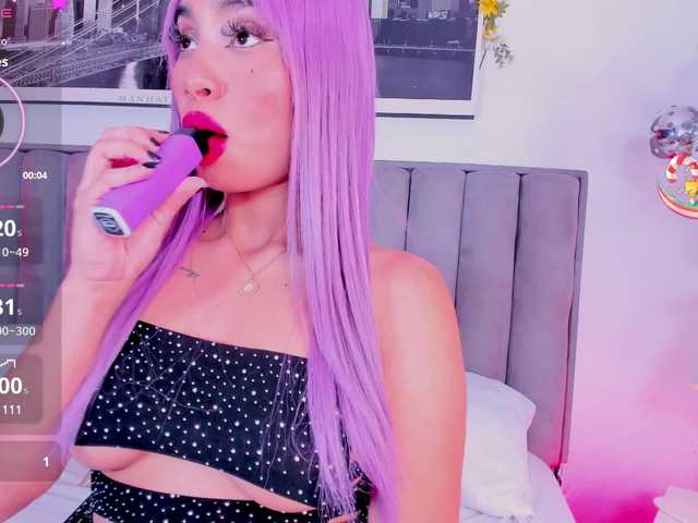 Live sex webcam photo for MandyWester #290454598