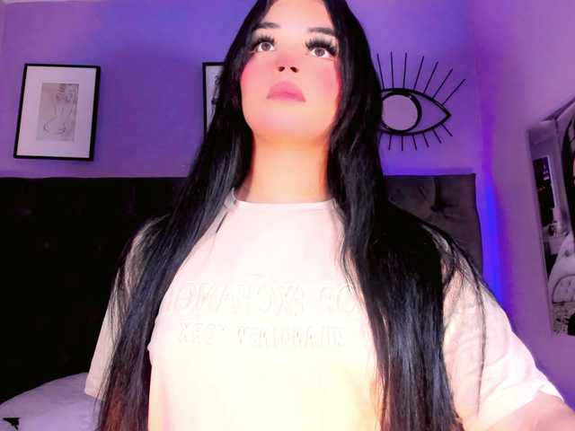 Live sex webcam photo for ManellykSparklee #291083185