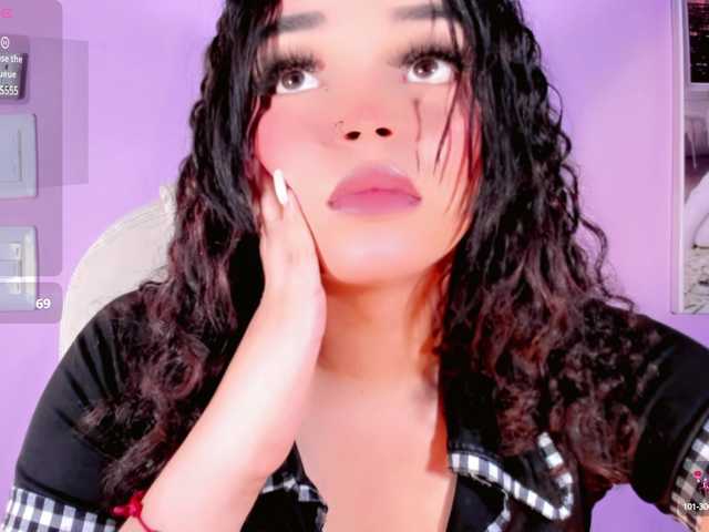 Live sex webcam photo for ManellykSparklee #291460286