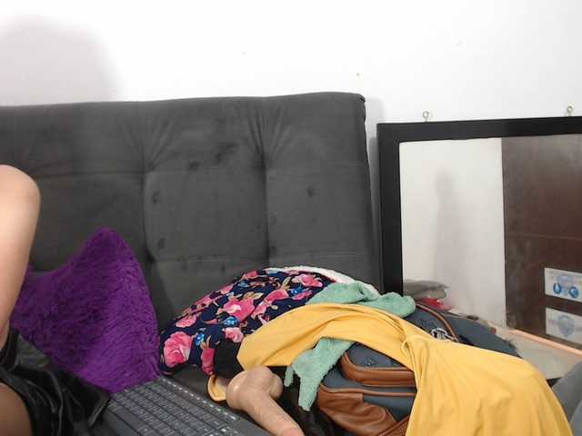 Live sex webcam photo for Manevalki01 #271855225