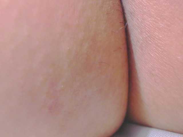 Live sex webcam photo for ManuelaPico #273206758