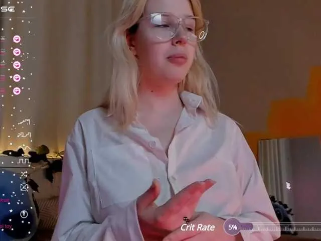 Live sex webcam photo for ManyMay #276454080