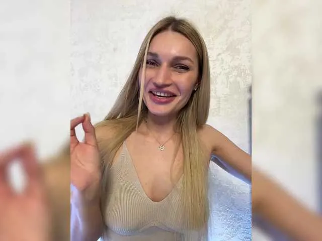 Live sex webcam photo for Manymoney1 #290614669
