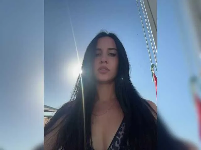 Live sex webcam photo for MarKaa0 #292001971