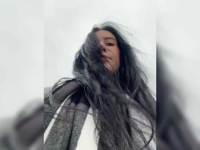 Live sex webcam photo for MarKaa0 #292423085