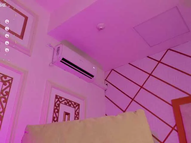 Live sex webcam photo for MaraDomina #277405907