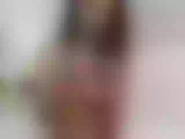 Live sex webcam photo for MaraJolie #287376701