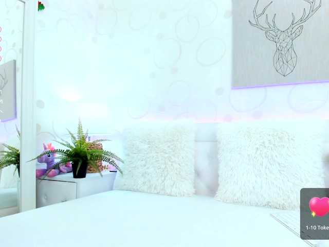 Live sex webcam photo for MaraMaxine #276249173