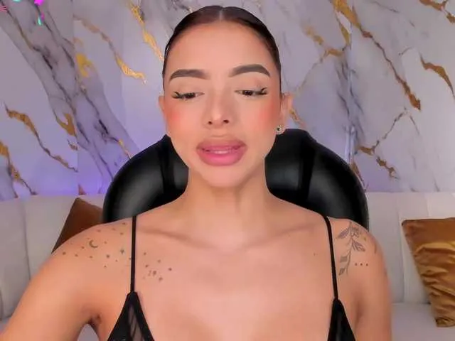 Live sex webcam photo for MaraRicci #291777662