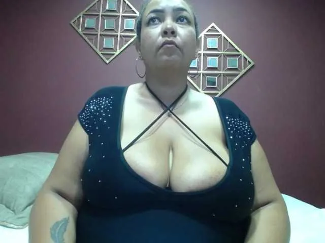 Live sex webcam photo for MaraSweet #276338014