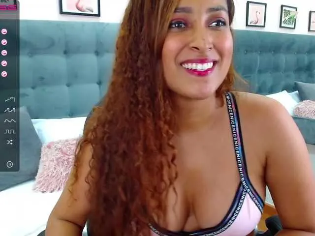 Live sex webcam photo for MaraWilliams #271818531