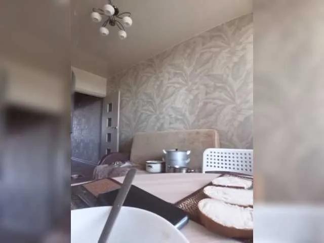 Live sex webcam photo for Marat-Arbat #274440148