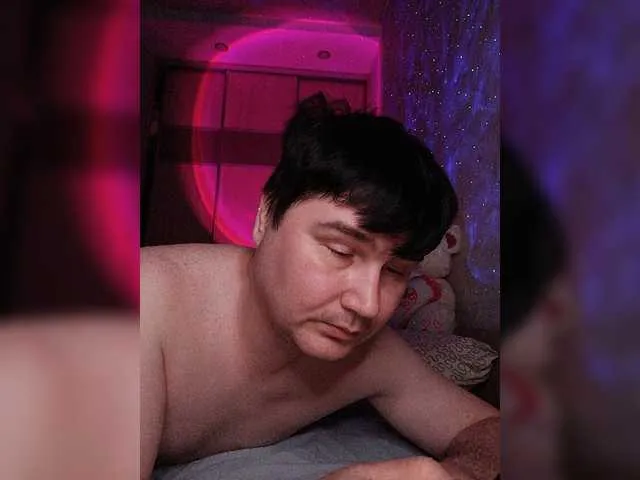 Live sex webcam photo for Marat-Arbat #276706637