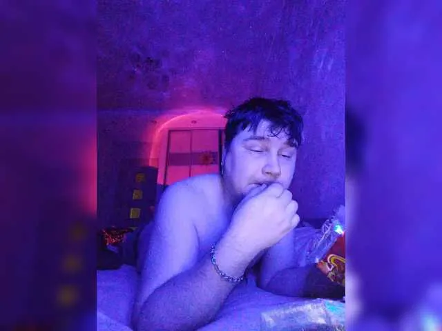 Live sex webcam photo for Marat-Arbat #290602204