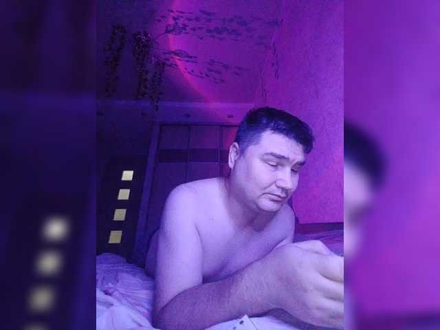 Live sex webcam photo for Marat-Arbat #291942145