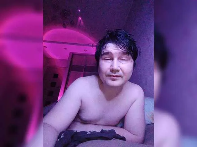 Live sex webcam photo for Marat-Arbat #293346333