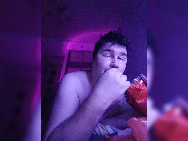 Live sex webcam photo for Marat-Arbat #293944376