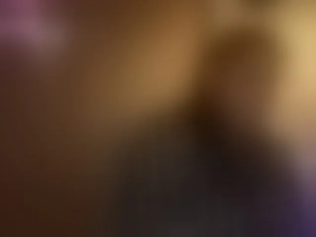 Live sex webcam photo for MarcellaGriffin #293126318