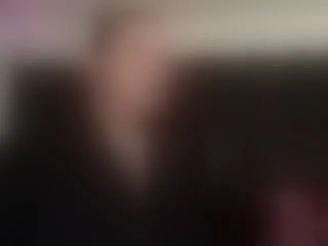 Live sex webcam photo for MarcellaGriffin #293179968