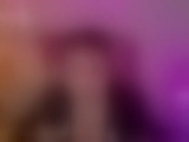 Live sex webcam photo for MarcellaGriffin #293369157