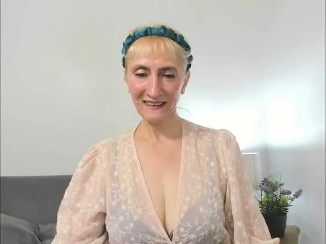 Live sex webcam photo for MargaretCherry #291722391