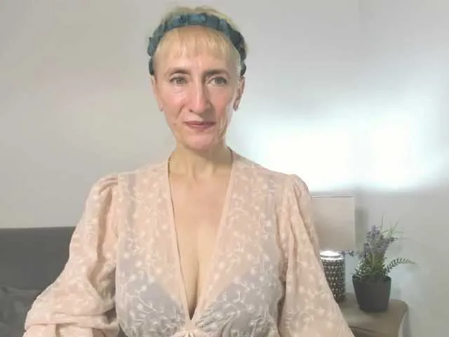 Live sex webcam photo for MargaretCherry #292170819