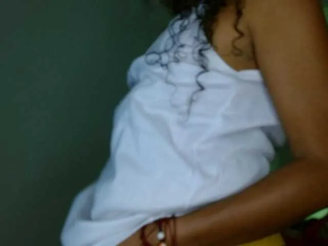 Live sex webcam photo for MargaretSuni #274072647