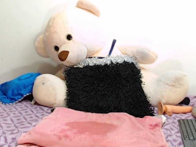 Live sex webcam photo for Margaretmilff #273829398