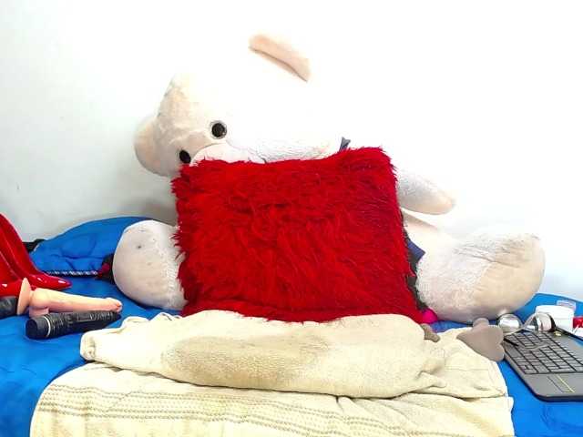 Live sex webcam photo for Margaretmilff #274192095