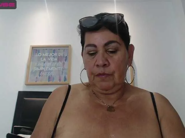 Live sex webcam photo for Margaretmilff #275474128