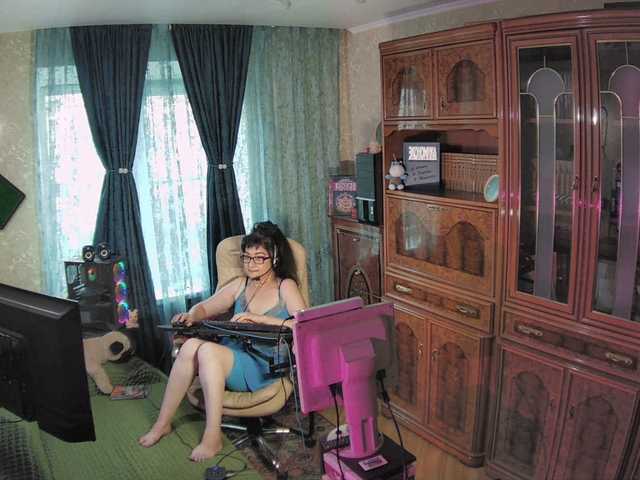 Live sex webcam photo for Margarita33 #291966959