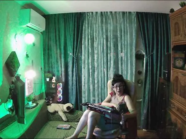 Live sex webcam photo for Margarita33 #292028989