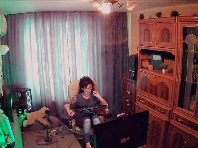 Live sex webcam photo for Margarita33 #292088432