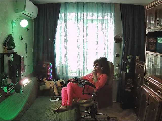 Live sex webcam photo for Margarita33 #292128438