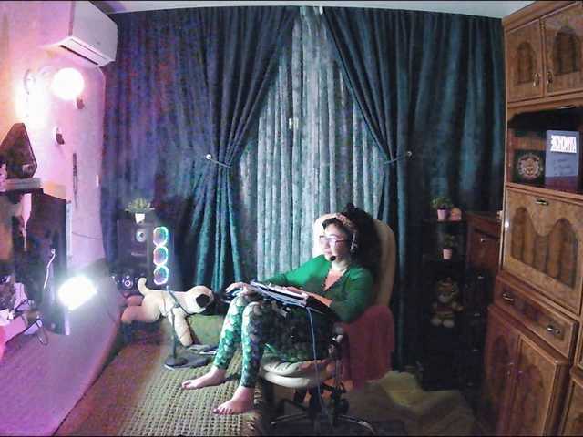 Live sex webcam photo for Margarita33 #292151134