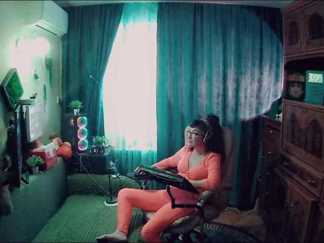 Live sex webcam photo for Margarita33 #292245712