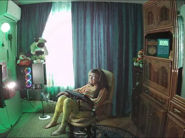 Live sex webcam photo for Margarita33 #292314811