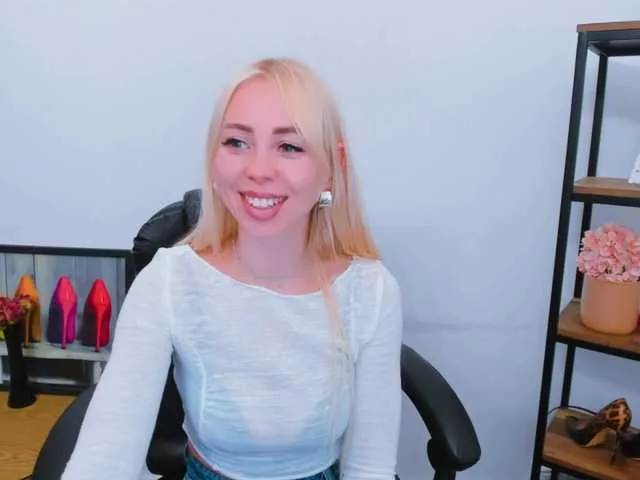 Live sex webcam photo for MargaritaModel #291085509