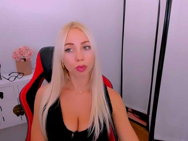 Live sex webcam photo for MargaritaModel #291701854